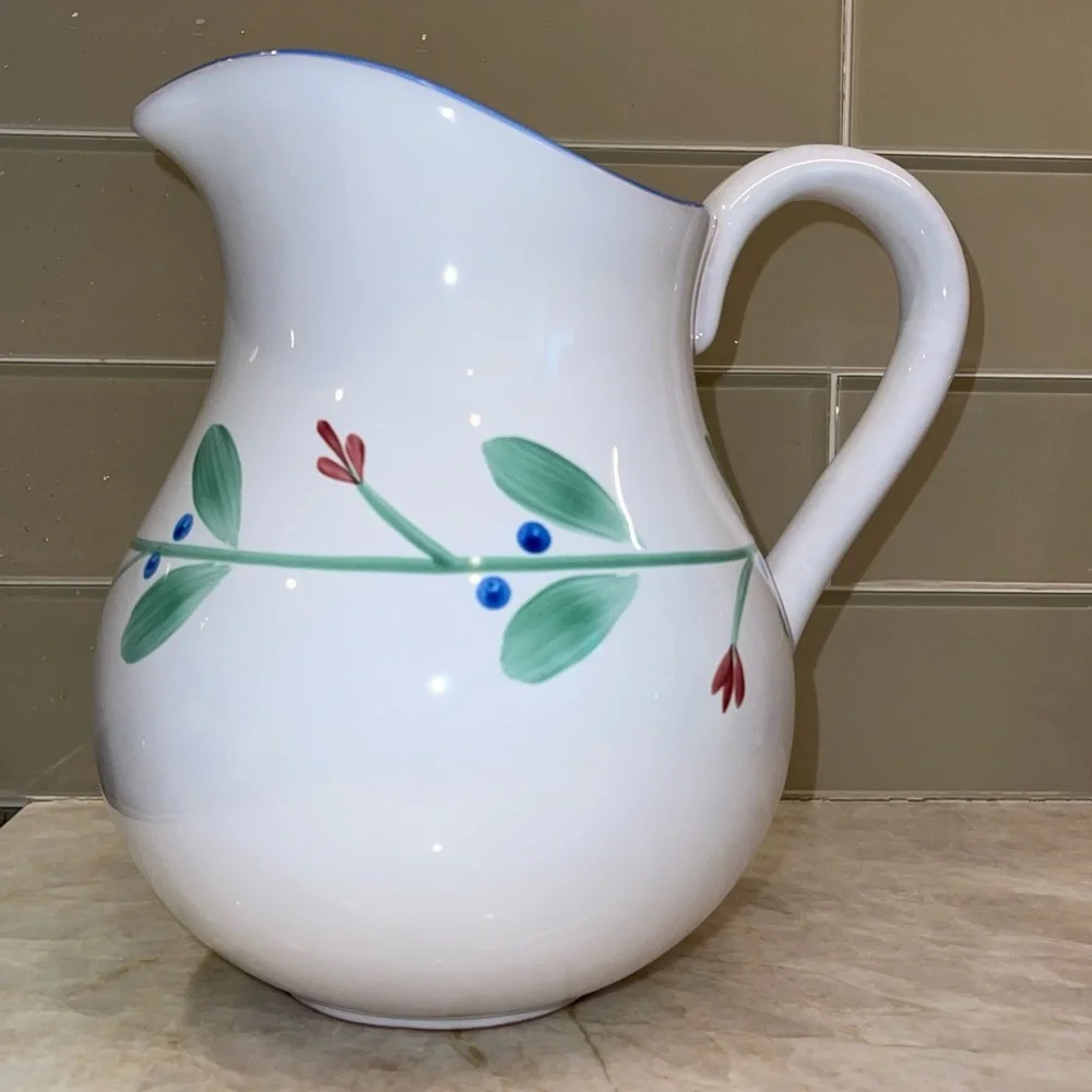 Danske International Designs Limited, Portugal Pitcher